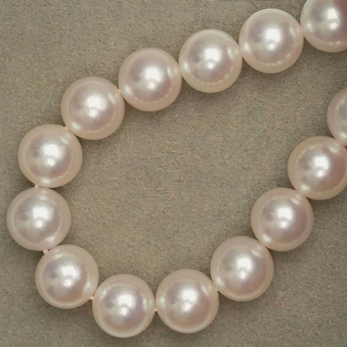 7.52-8.00 mm GIA Certified Hanadama Akoya Pearl Necklace