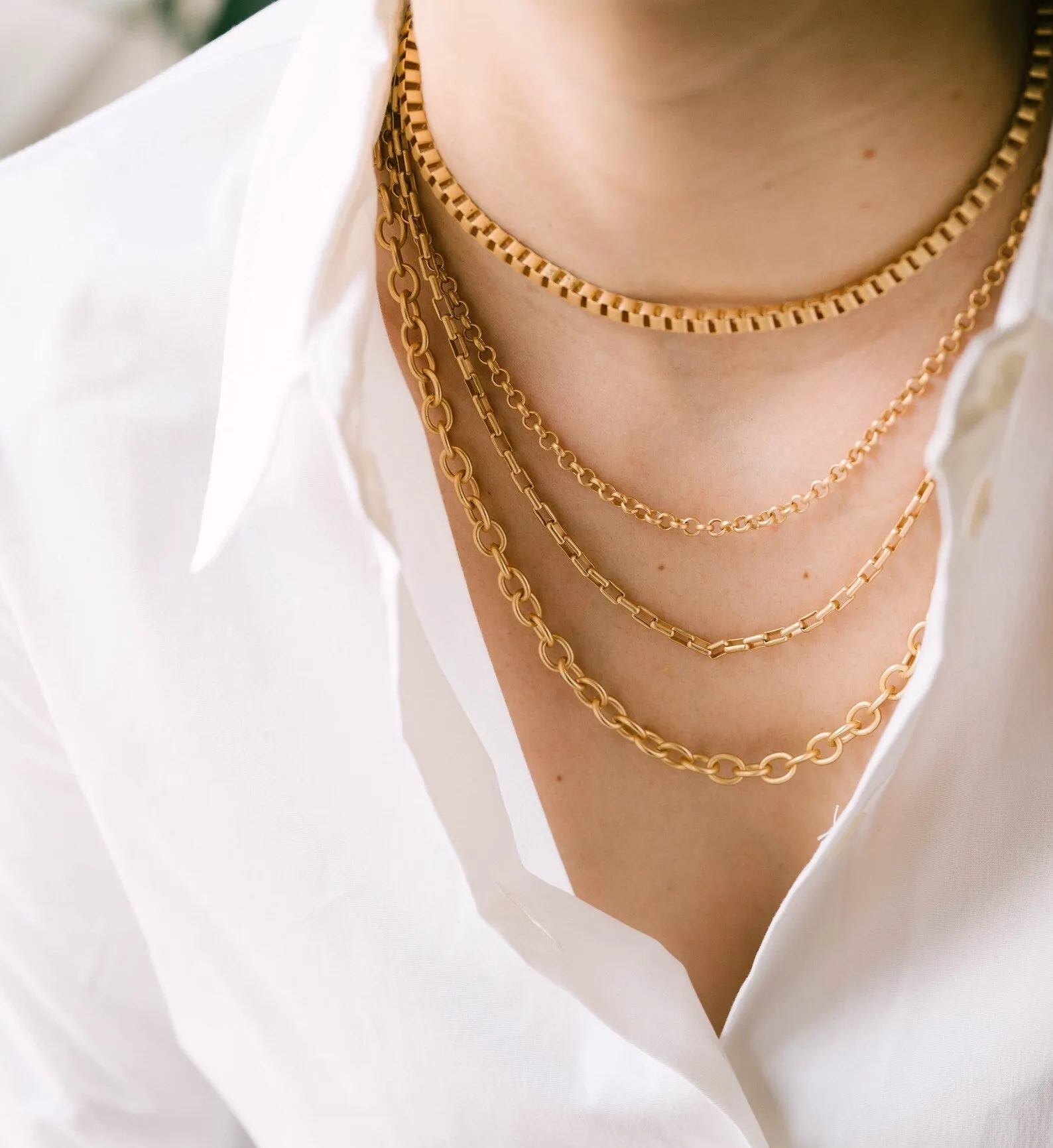 Matte gold paperclip chain necklace- WS