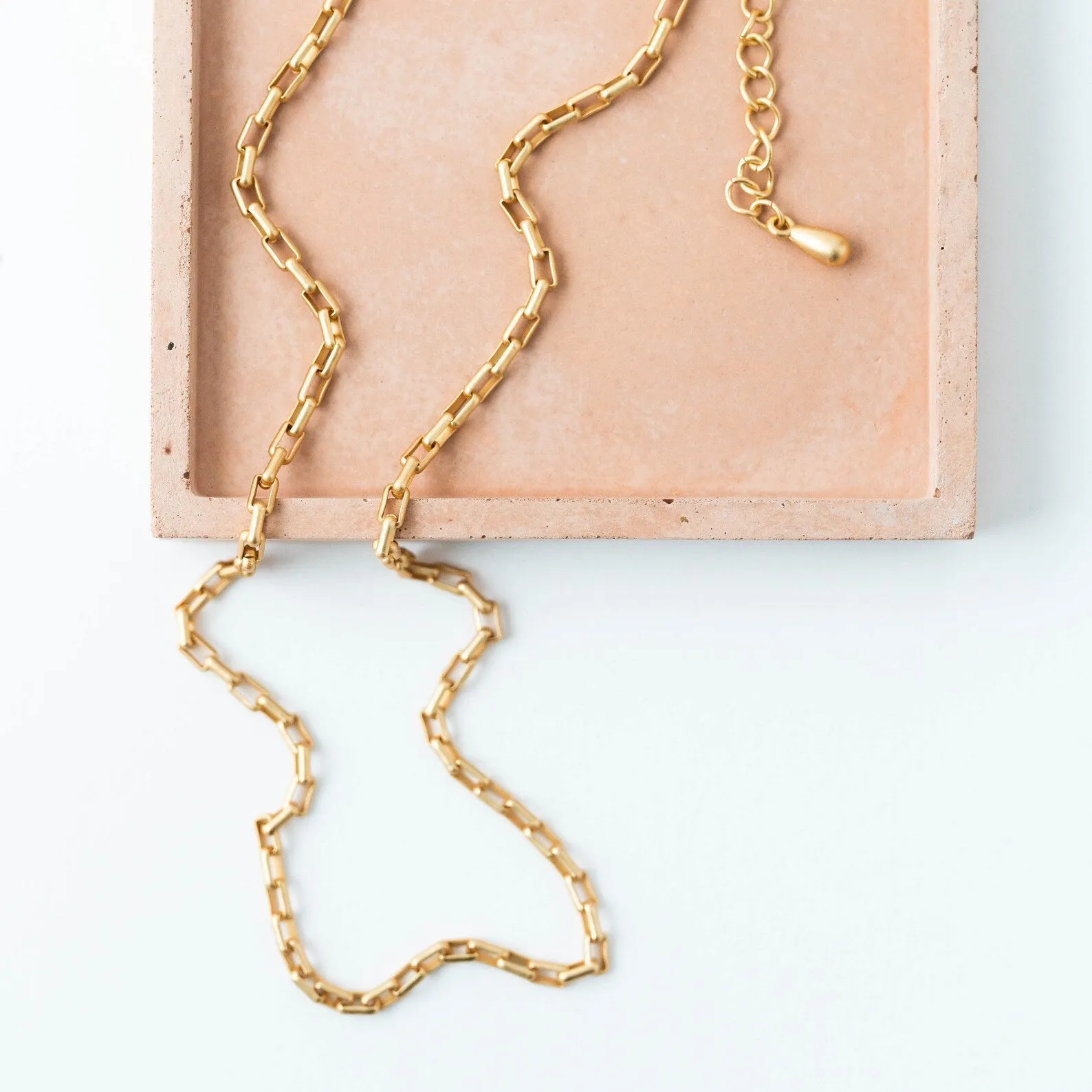 Matte gold paperclip chain necklace- WS